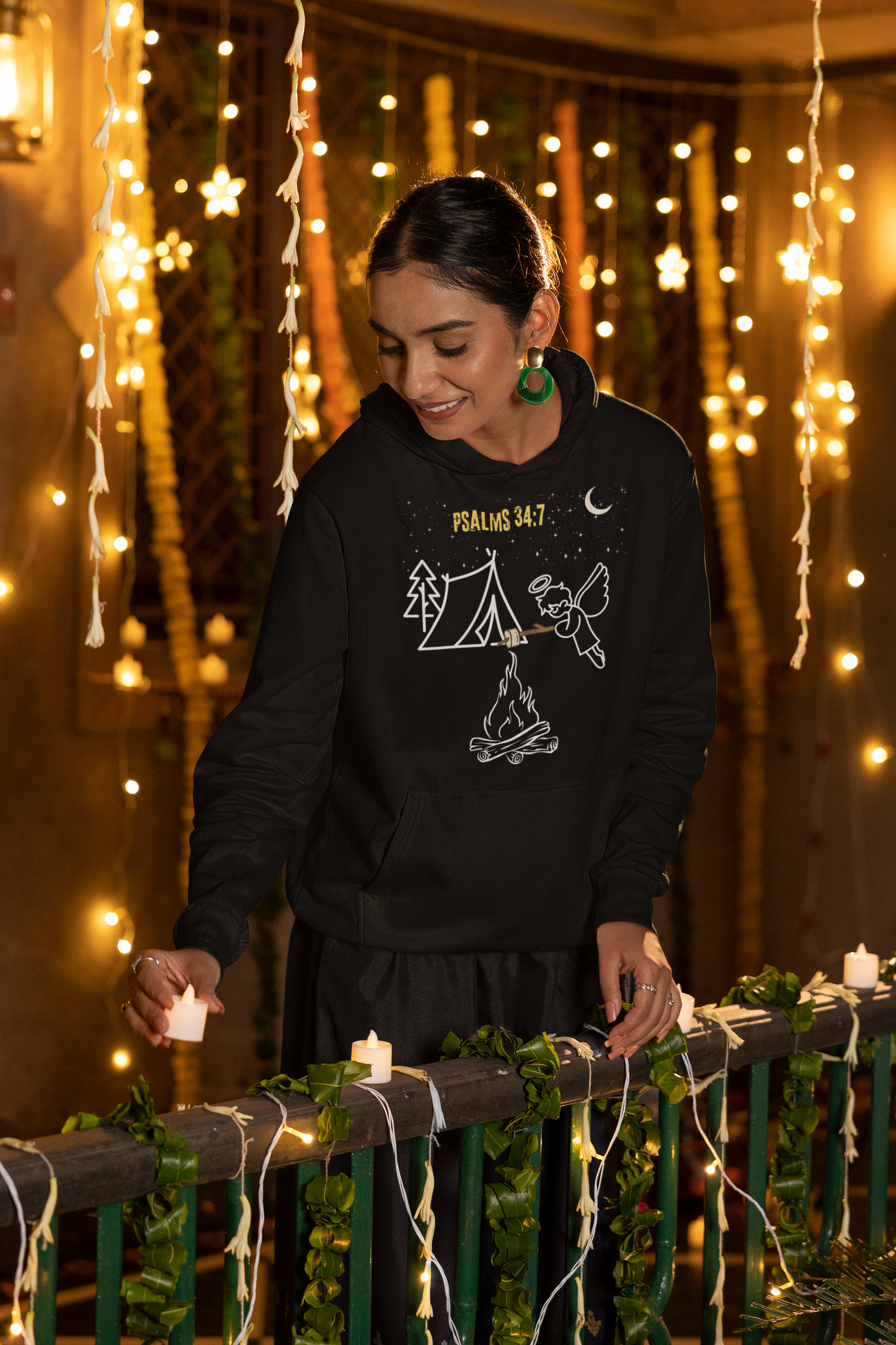 Psalms 34:7 Unisex Heavy Blend™ Hooded Sweatshirt  by Ian&Ethans